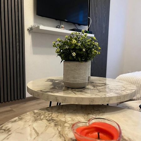 Lovely Apartment In Old Town 400M From City Center Sebilj Сараево Екстериор снимка
